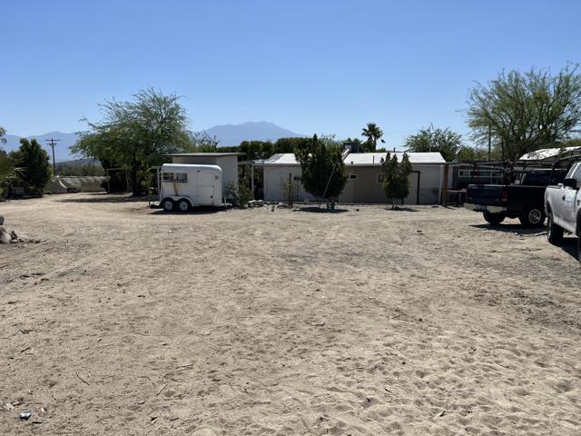 21130 Hot Springs Road, Desert Hot Springs CA: https://media.crmls.org/mediaz/91a944d7-9d4f-4f9a-9588-d8df8eb0ca3f.jpg