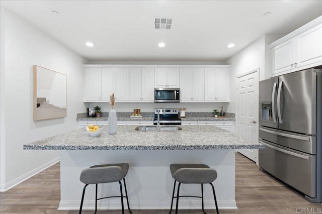 Detail Gallery Image 13 of 46 For 2608 Nanza St, Spring Valley,  CA 91977 - 3 Beds | 2 Baths