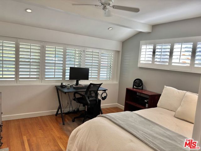 22491 Domingo Road, Woodland Hills CA: https://media.crmls.org/mediaz/91a9c45a-c753-4c09-b004-42d0d2bceac9.jpg