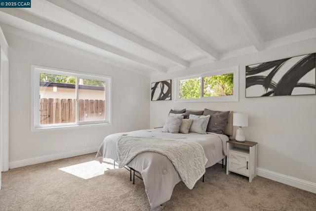 259 Los Altos Pl, American Canyon CA: https://media.crmls.org/mediaz/91ab442c-ac23-4d8f-ad5c-176ad98099f0.jpg