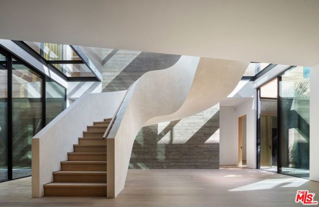 Image 6 of 12 For 1520 Carla