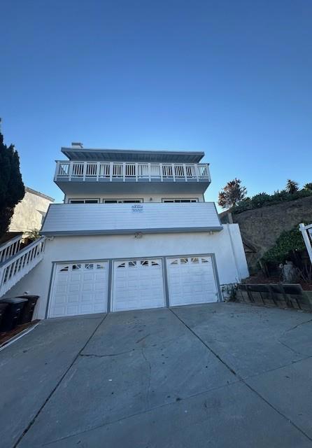 33831 Malaga Drive, Dana Point CA: https://media.crmls.org/mediaz/91ad7297-e66c-4da2-8faa-e94b2a50c27c.jpg