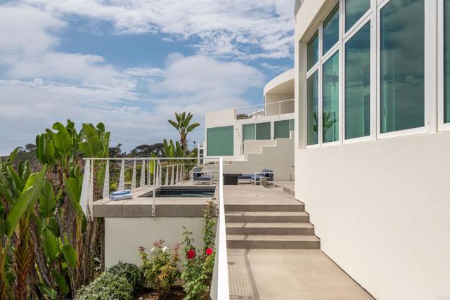 Detail Gallery Image 22 of 25 For 121 via De La Valle, Del Mar,  CA 92014 - 4 Beds | 4/1 Baths