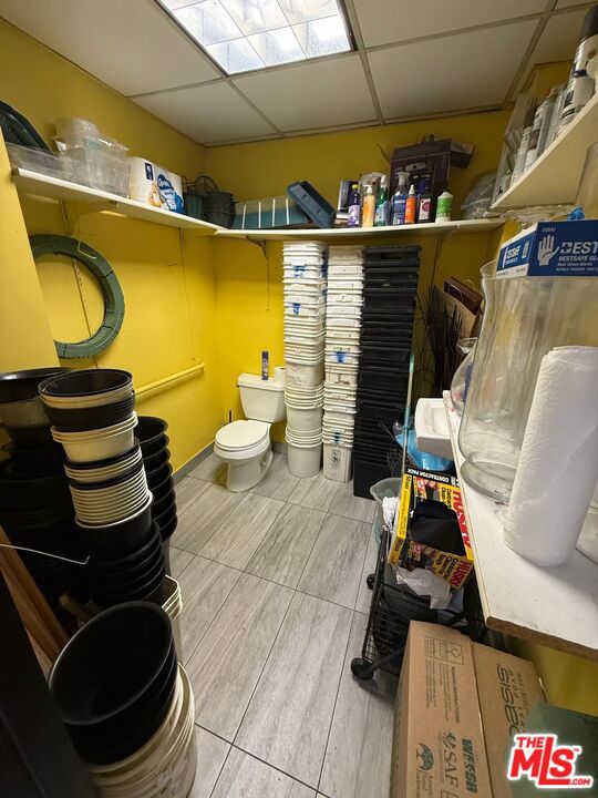 515 S Olive Street, Los Angeles CA: https://media.crmls.org/mediaz/91ae295f-0e08-48e2-9525-774dfdd4f94d.jpg