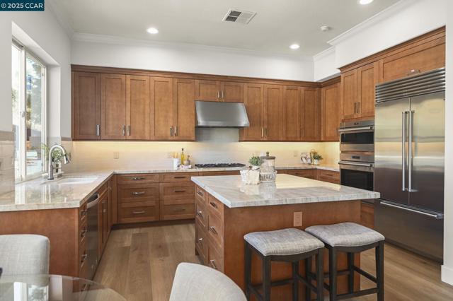 303 Ensley Court, Alamo CA: https://media.crmls.org/mediaz/91ae6211-9cee-4a5d-92e9-8ac19004e0a6.jpg