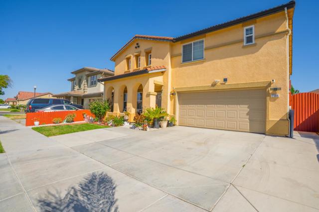2385 N Mountainside Drive, Los Banos CA: https://media.crmls.org/mediaz/91af3c6c-4e4e-409d-8d44-a195affc4933.jpg