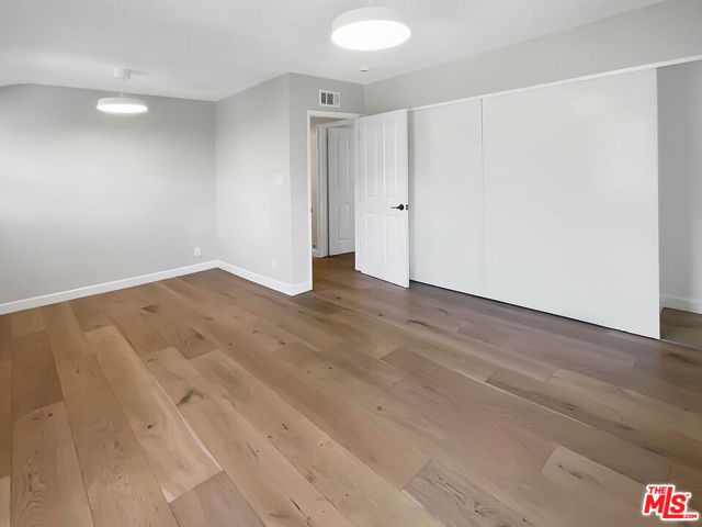 2252 Verde Oak Drive, Los Angeles CA: https://media.crmls.org/mediaz/91af41df-fbfb-47f3-91b3-80f31da54a29.jpg