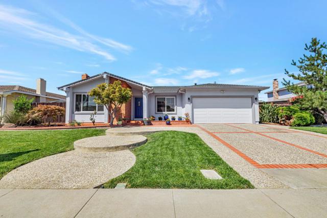 6113 Oak Forest, San Jose CA: https://media.crmls.org/mediaz/91b02928-3c3b-432d-af78-4f7d6c6d0e25.jpg