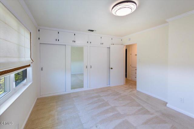 1372 Inverness Drive, Pasadena CA: https://media.crmls.org/mediaz/91b15337-2530-4972-9151-eb77b3716fe8.jpg