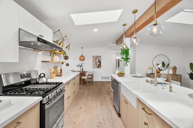 850 Las Palmas Drive, Santa Clara CA: https://media.crmls.org/mediaz/91b1c5bc-9fb0-4a6f-a522-a09e9572bfe5.jpg