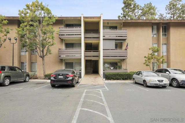 1621 Hotel Cir S, San Diego CA: https://media.crmls.org/mediaz/91b242eb-46e0-49bc-ab14-c63b64fabc2c.jpg