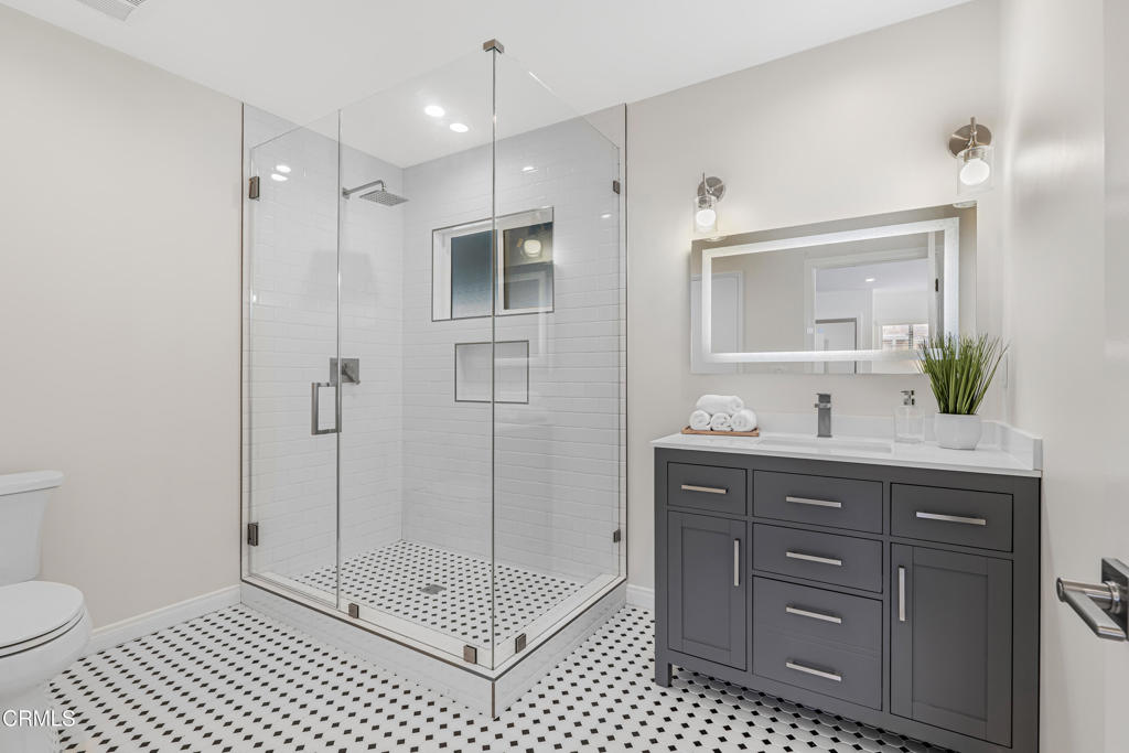15233 Camarillo StreetSherman Oaks img 1