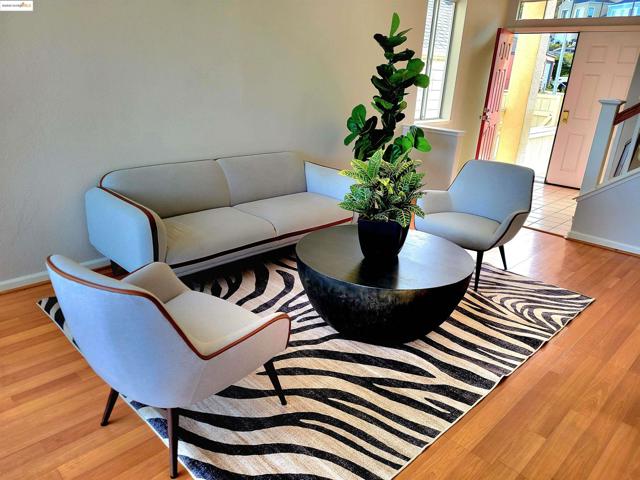 386 Bay Ridge Drive, Daly City CA: https://media.crmls.org/mediaz/91b3f280-e924-4a15-aee9-77ab1dd507dd.jpg