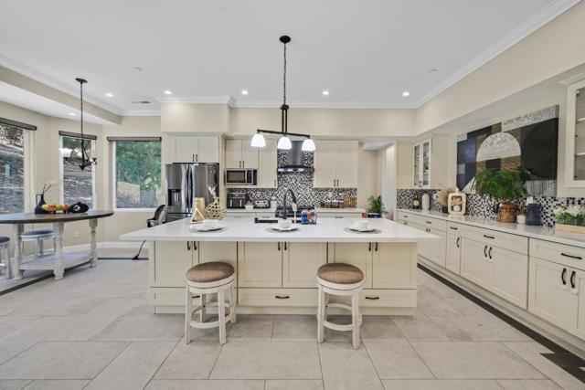 Image 5 of 42 For 8735 Wild Iris Drive