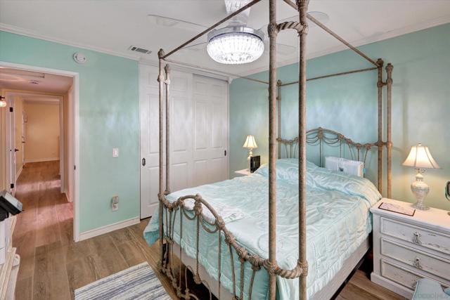 3956 San Pablo Ave, Oceanside CA: https://media.crmls.org/mediaz/91b49d33-32a6-4e8f-9952-b25b61fb04b3.jpg