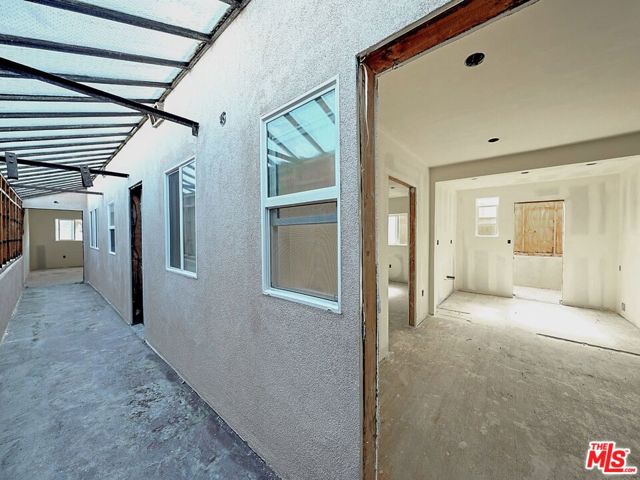14426 Friar Street photo 35