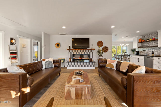 Detail Gallery Image 5 of 52 For 4741 Avenida Del Sol, Joshua Tree,  CA 92252 - 4 Beds | 3 Baths