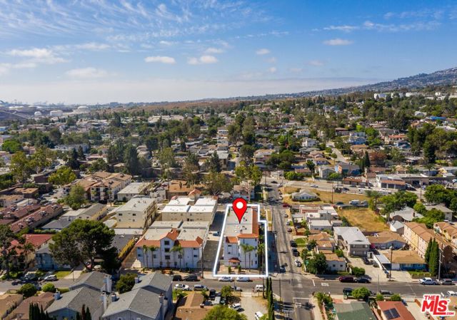1540 260th Street, Harbor City CA: https://media.crmls.org/mediaz/91b7d3ad-58e0-423f-b2cc-238e613500c3.jpg