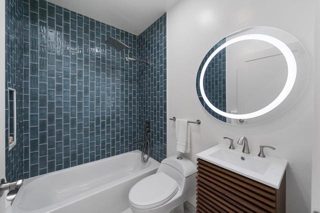 2239 43rd Avenue, San Francisco CA: https://media.crmls.org/mediaz/91b8840b-9b76-43da-8598-b9e826a295cb.jpg