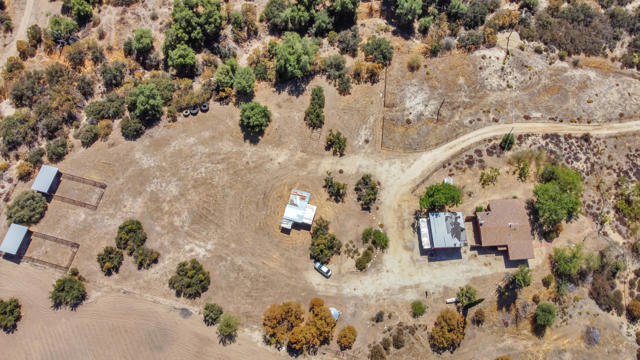 37625 Cruces Dr, Drive, Warner Springs CA: https://media.crmls.org/mediaz/91b8a598-b5d3-4f6c-a4cf-809beff4052a.jpg