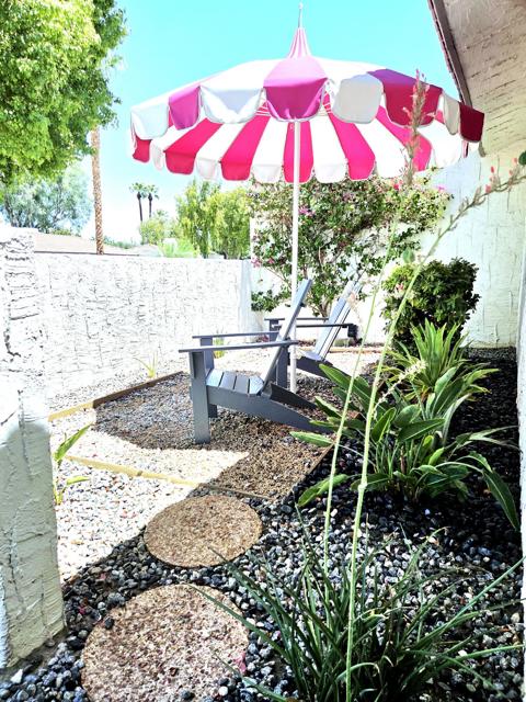 2113 Sunshine Way, Palm Springs, CA 92264