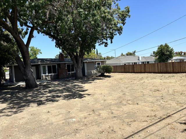 1364 Saratoga Avenue, San Jose CA: https://media.crmls.org/mediaz/91b9ff3f-1207-4bf1-a1cf-bae4d50256e3.jpg