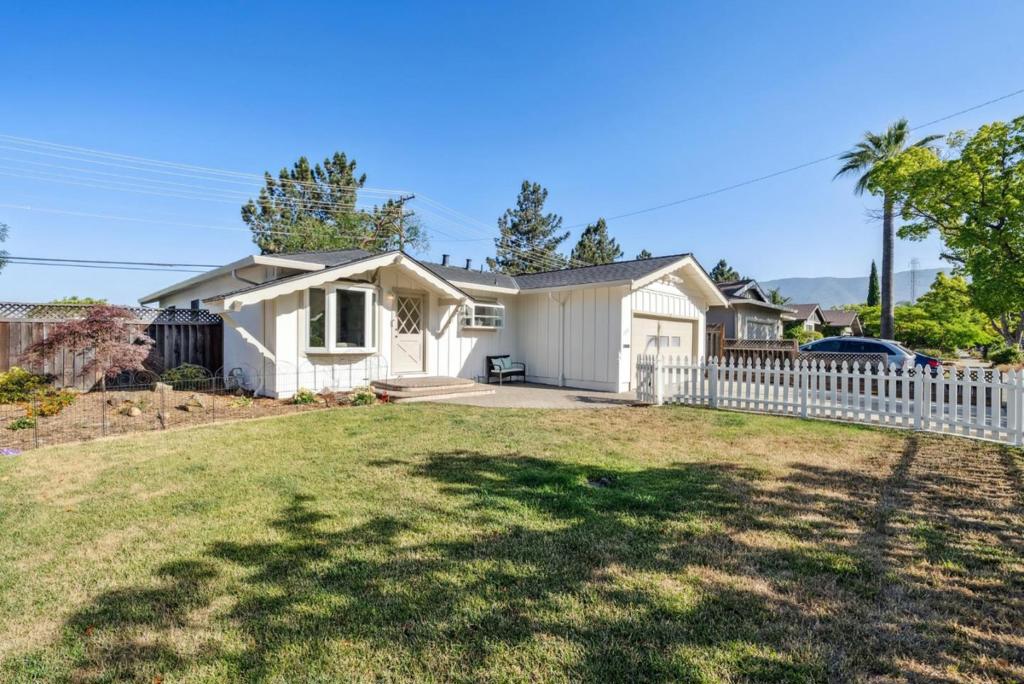 1576 Princeton Drive