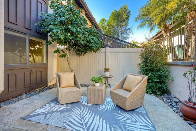 220 S Shorehang Lane, Encinitas CA: https://media.crmls.org/mediaz/91ba7df7-fa2f-433e-abd6-0890f8a48b3f.jpg