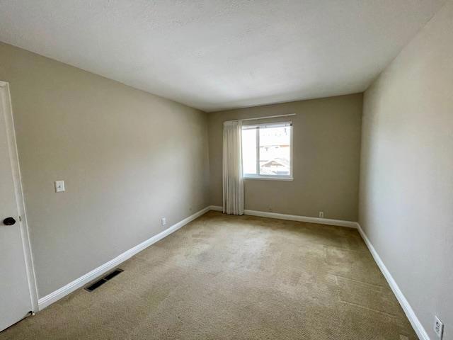 3 Comstock Queen Court, Mountain View CA: https://media.crmls.org/mediaz/91bab965-9872-4848-8260-b6e9fd229b08.jpg