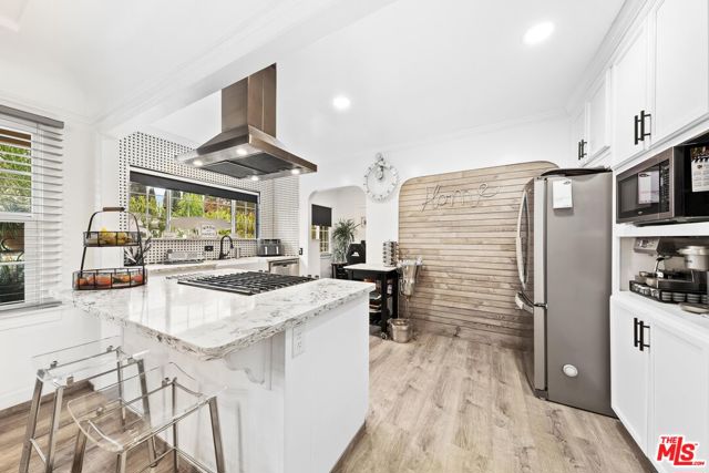 1747 N Avenue 46, Los Angeles CA: https://media.crmls.org/mediaz/91bb6161-5225-484f-a513-d414959616f9.jpg