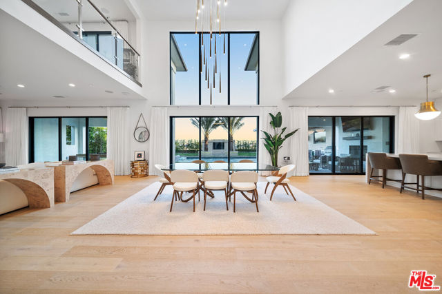 20216 W Albion Way, Porter Ranch CA: https://media.crmls.org/mediaz/91bc84cf-4f2d-4eb8-959b-3ebfa91cc063.jpg