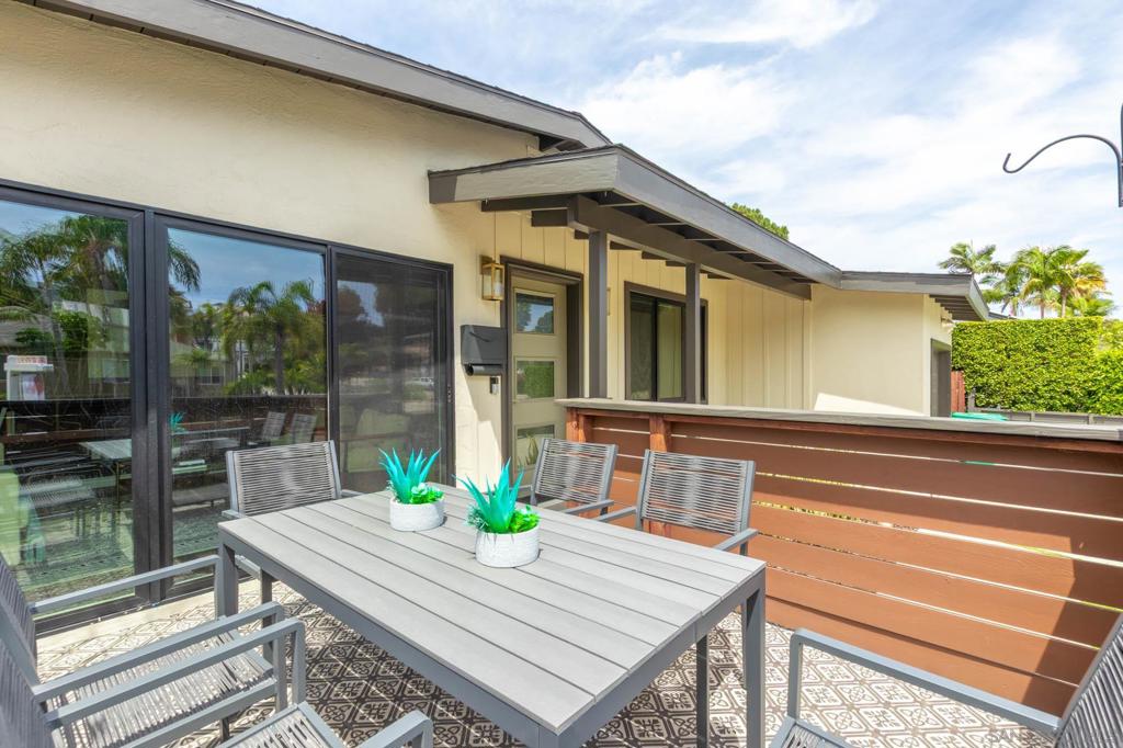 1880 Catalina Blvd - photo 17