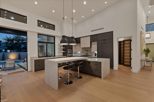 3 Siena Vista Court, Rancho Mirage CA: https://media.crmls.org/mediaz/91bcf5f8-7699-43e1-b466-a63709b11b30.jpg