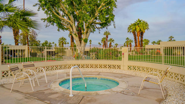 472 Sandpiper Street, Palm Desert CA: https://media.crmls.org/mediaz/91bcfdf7-8b51-41d9-8a69-3fe4a0010e49.jpg