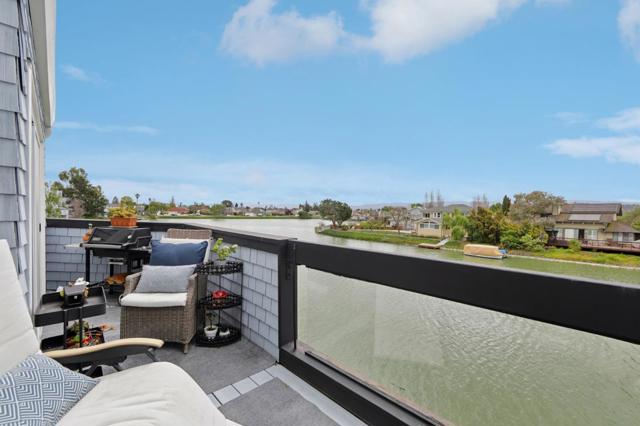 52 Cape Hatteras Court, Redwood City CA: https://media.crmls.org/mediaz/91bd10b9-c2f7-4257-83ab-f1c23ec0a28f.jpg