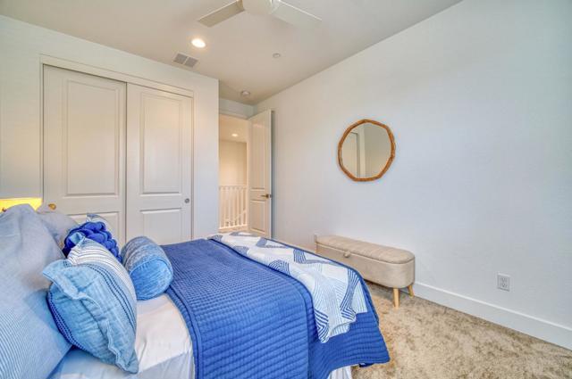 267 Sandy Gulch Drive, Marina CA: https://media.crmls.org/mediaz/91bd2687-e1ea-4b96-b79f-218744ed8090.jpg