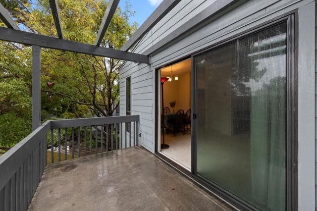 4289 George Avenue, San Mateo CA: https://media.crmls.org/mediaz/91bd39b9-8403-4f64-99fd-d89b80bf245e.jpg