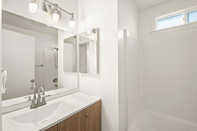 Detail Gallery Image 31 of 39 For 1347 Dorsey Way, Vista,  CA 92083 - 3 Beds | 2 Baths