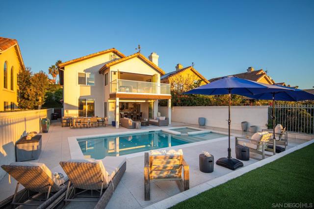 37 Santa Lucia, Dana Point CA: https://media.crmls.org/mediaz/91bfa9d9-3a30-422b-aa95-14b0a7ac2a08.jpg