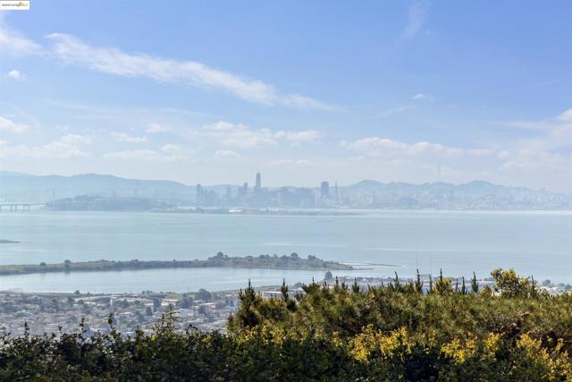 Image 11 of 34 For 1335 Contra Costa Drive