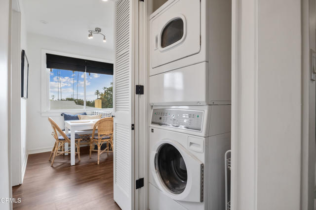380 S Orange Grove Boulevard, Pasadena CA: https://media.crmls.org/mediaz/91c043a6-7a87-4b48-8273-fb3ab2950f72.jpg