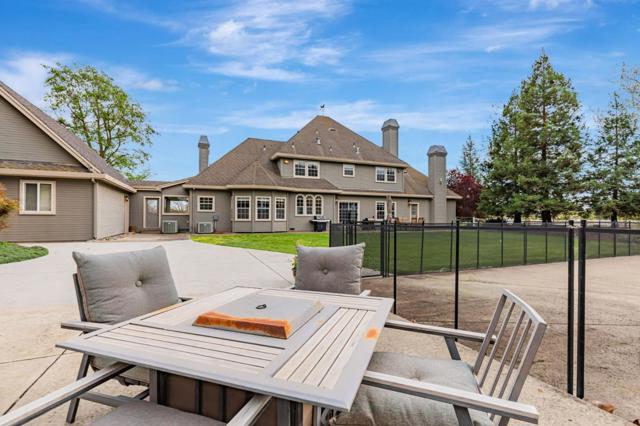 560 Tevis Trail, Hollister CA: https://media.crmls.org/mediaz/91c044f7-ff51-41ab-b973-a91764f7baf5.jpg