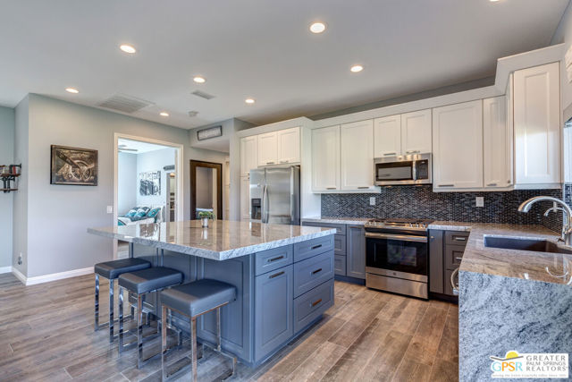 67612 Lagos Way, Cathedral City CA: https://media.crmls.org/mediaz/91c16a54-3abe-4acc-8f56-72c3c59cb013.jpg