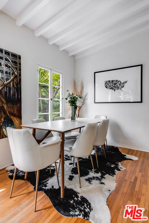 1205 N Beverly Glen Boulevard, Los Angeles CA: https://media.crmls.org/mediaz/91c223dd-5afa-42c0-a3d6-55522b14f5ec.jpg