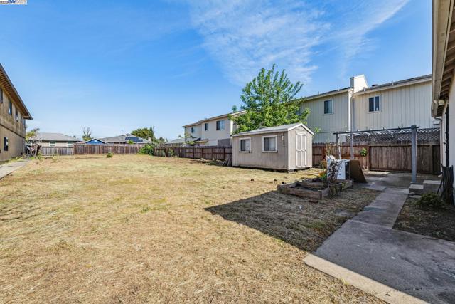 21032 Baker Rd, Castro Valley CA: https://media.crmls.org/mediaz/91c24313-c51f-4aa5-839c-baa5b1afaa94.jpg