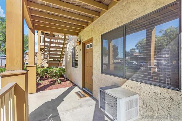 1423 Graves Ave, El Cajon, California 92021, 2 Bedrooms Bedrooms, ,2 BathroomsBathrooms,Condominium,For Sale,Graves Ave,250019237SD