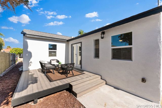 4642 Aragon DR, San Diego CA: https://media.crmls.org/mediaz/91c37260-28d5-4f9e-adac-dacf2cb7f899.jpg