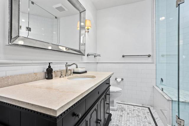 3433 Western Springs Rd, Encinitas CA: https://media.crmls.org/mediaz/91c39633-f2c7-453c-a3b1-12b2edfd44a4.jpg