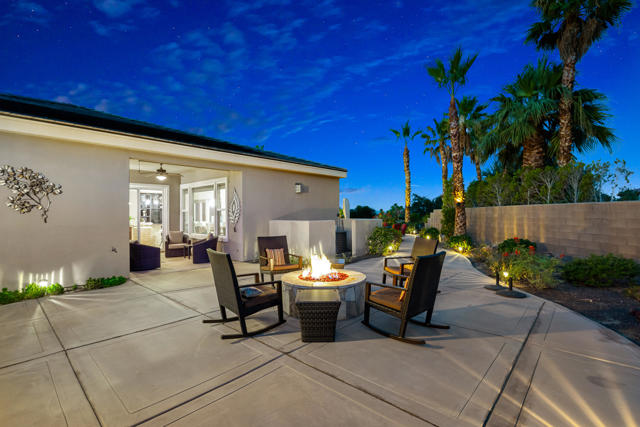 81297 Cantor Court, La Quinta CA: https://media.crmls.org/mediaz/91c5c095-fc45-424c-8cc3-2f59828f7dd5.jpg