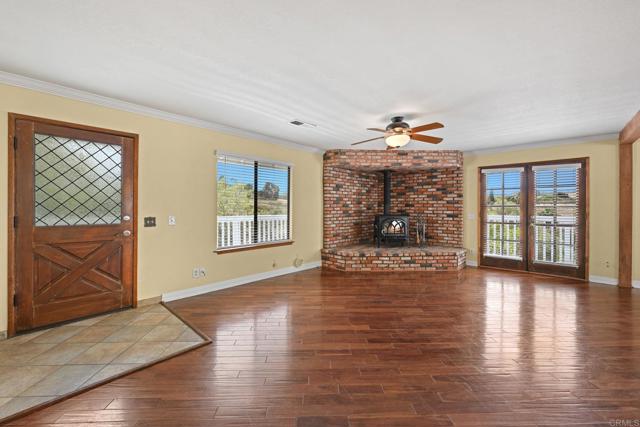 Detail Gallery Image 8 of 46 For 2835 Guajome Lake Rd, Oceanside,  CA 92057 - 3 Beds | 2 Baths